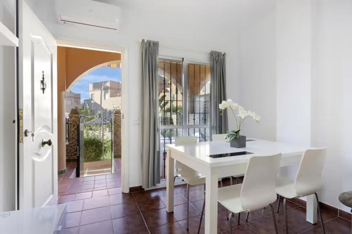 Apartamento La Barrosa 奇克拉纳－德拉弗龙特拉 外观 照片