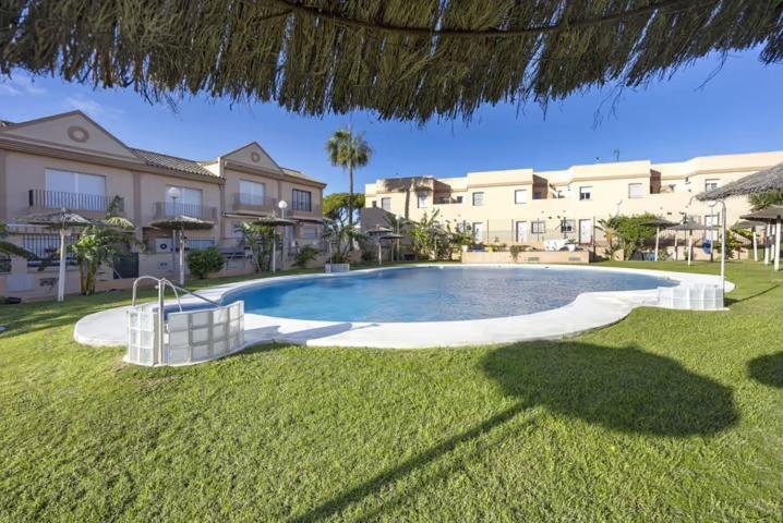 Apartamento La Barrosa 奇克拉纳－德拉弗龙特拉 外观 照片